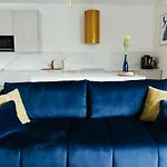 Zoemia Apartment *